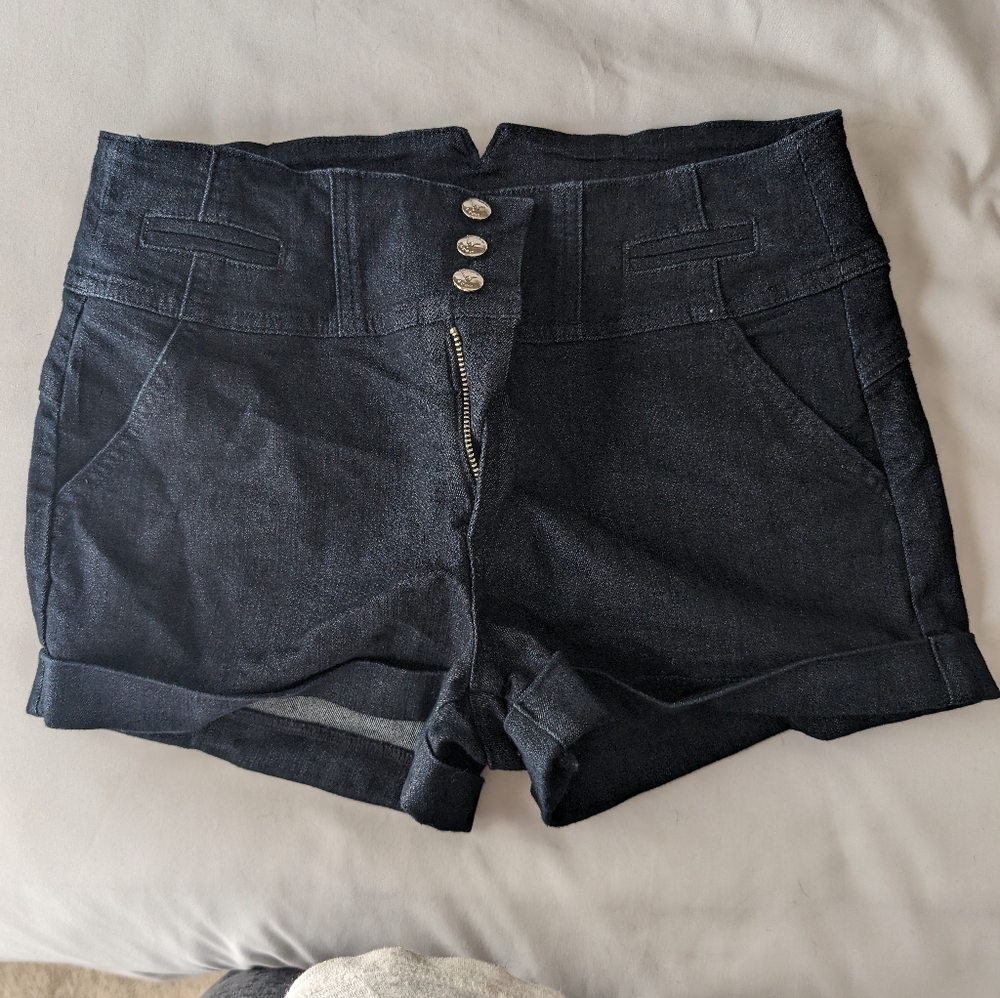 BeBe size 28 jean shorts